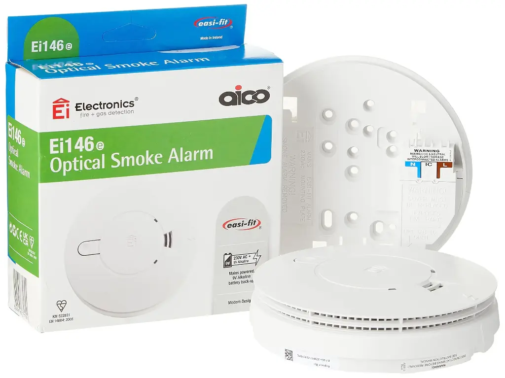 Aico Ei146e Optical Smoke Alarm AC Mains Power Supply with 9V Alkaline Battery 
