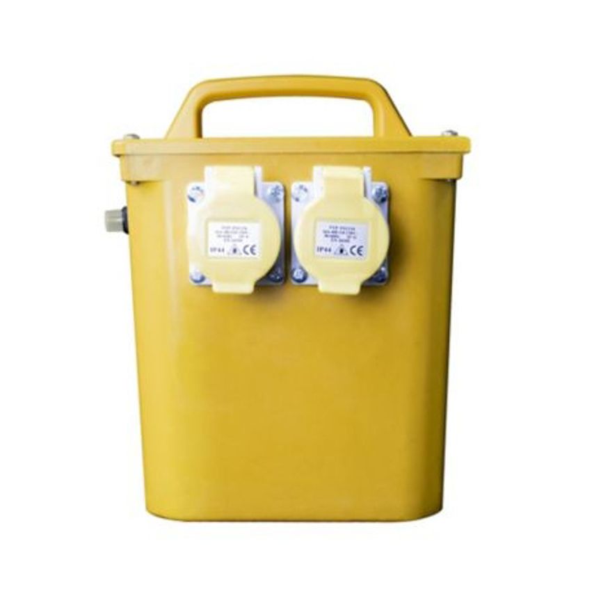 Luceco 2 Socket 110V Transformer 110V 3.3KVA 16A 