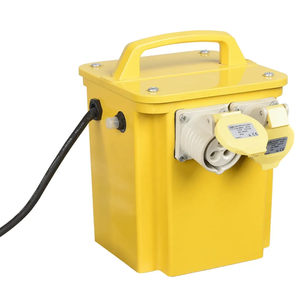 Luceco 2 Socket 110V Transformer 110V 3.3KVA 16A 